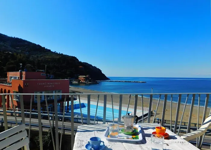 Apartment Trilocale Con Meravigliosa Vista Mare, Levanto
