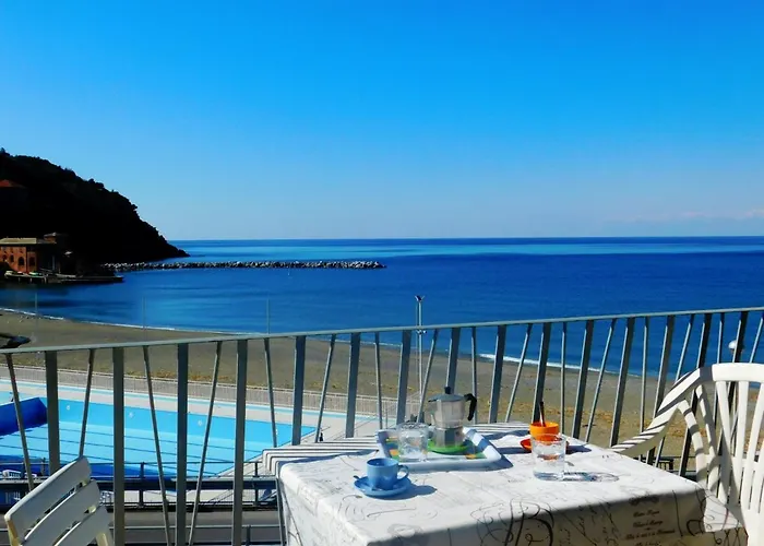 Apartment Trilocale Con Meravigliosa Vista Mare, *