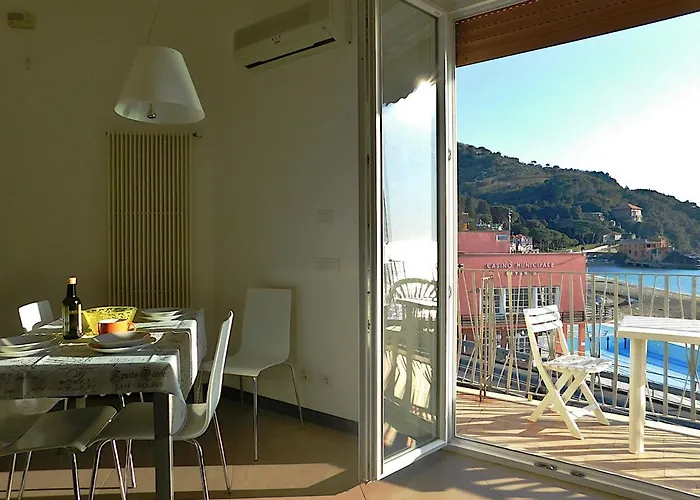 Trilocale Con Meravigliosa Vista Mare, Apartment Levanto