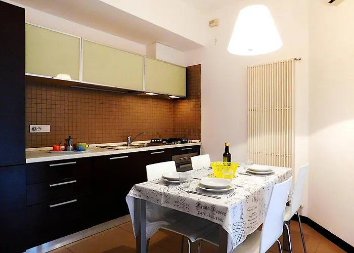 Trilocale Con Meravigliosa Vista Mare, Appartement Levanto